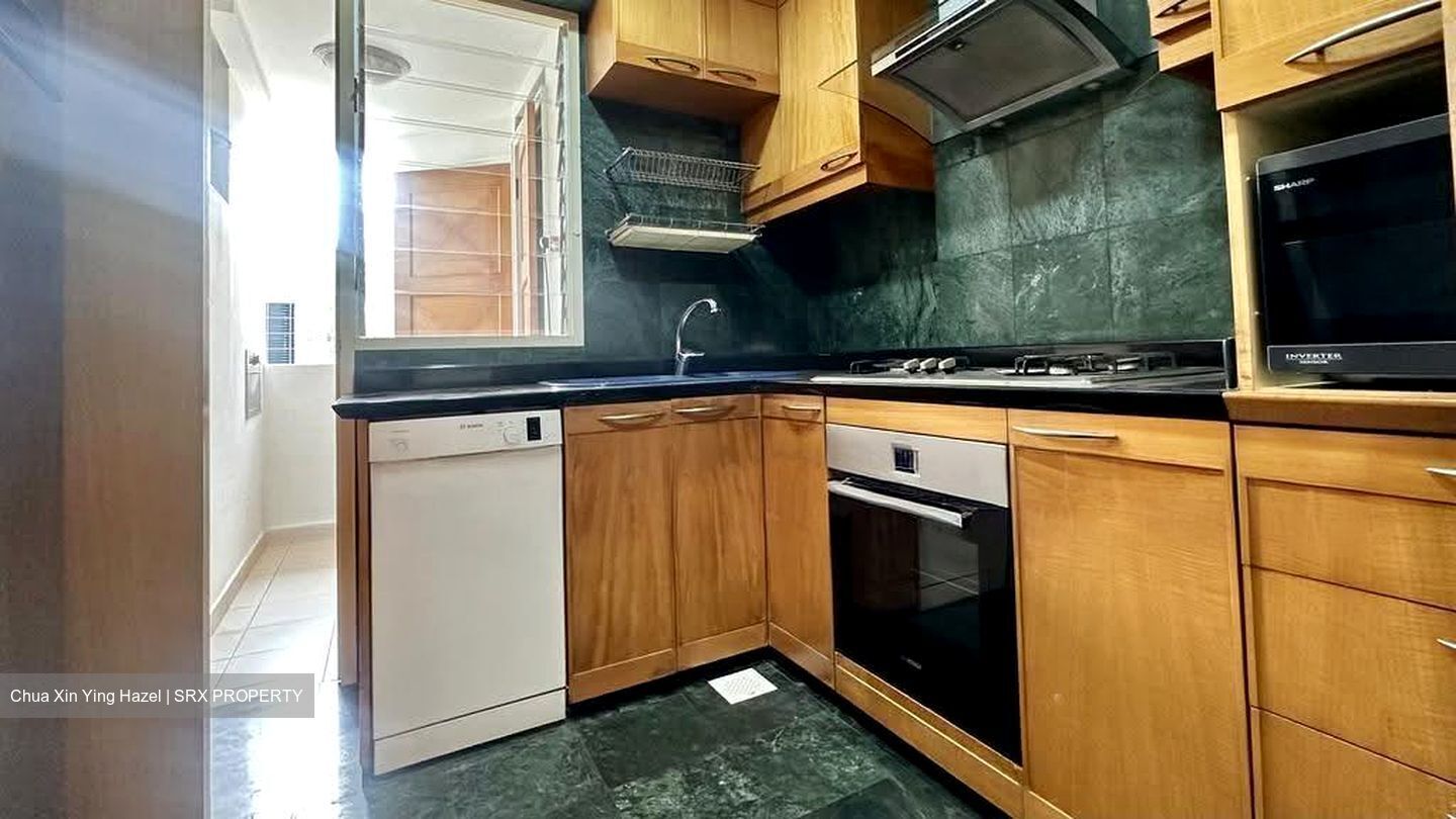 Crystal Rhu (D15), Apartment #630730841